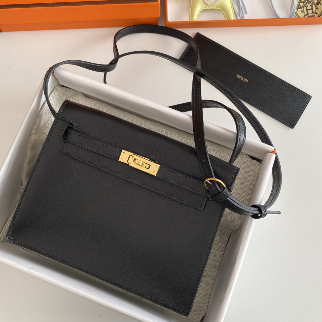 Hermes Kelly Danse Evercolor Bag In Black Color